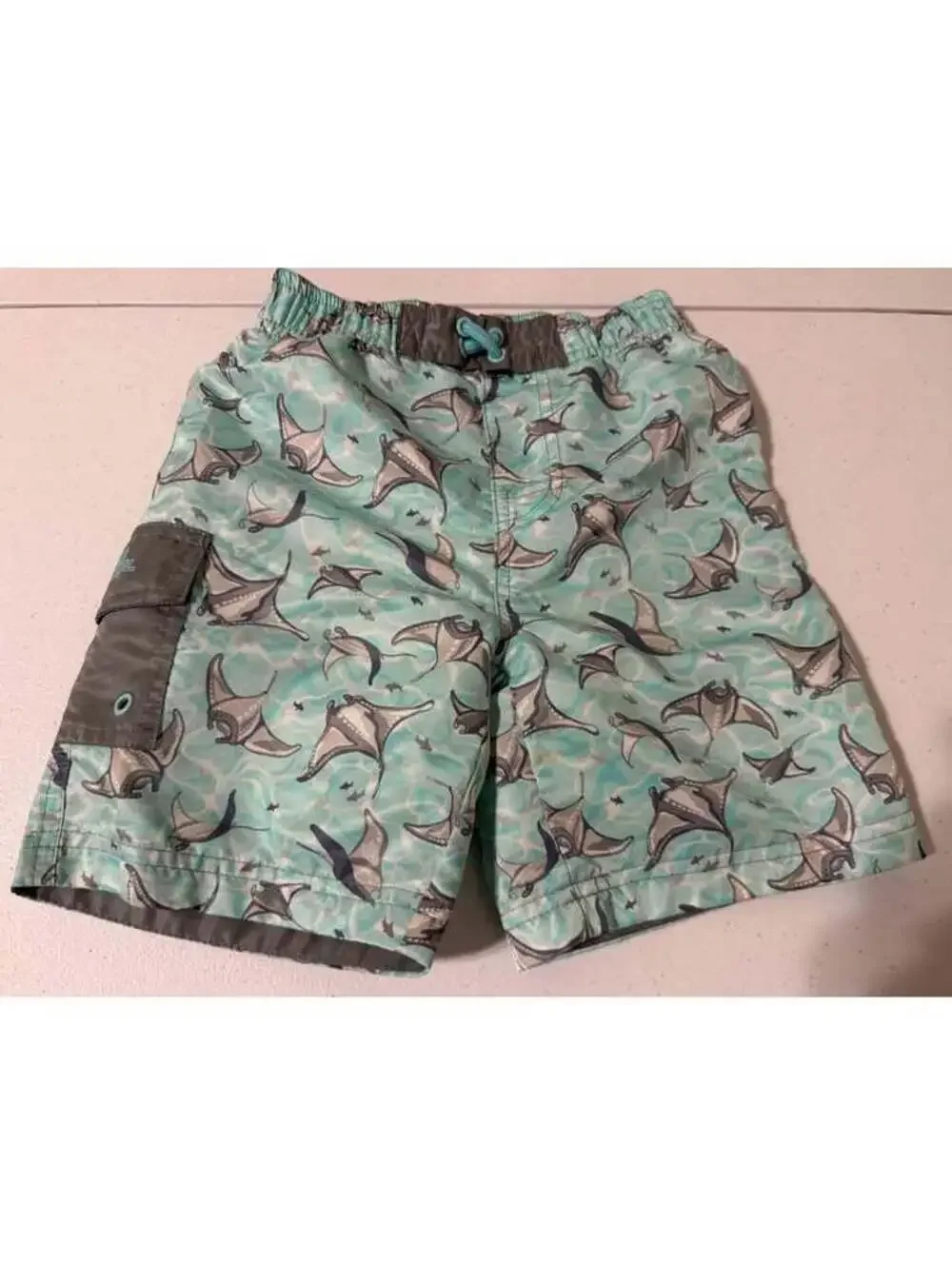 UVSkinz Manta Ray Swim Trunks Size 6